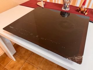 Placa inducción Whirlpool WS B4760 con desperfecto