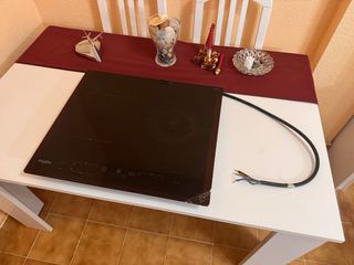 Placa inducción Whirlpool WS B4760 con desperfecto