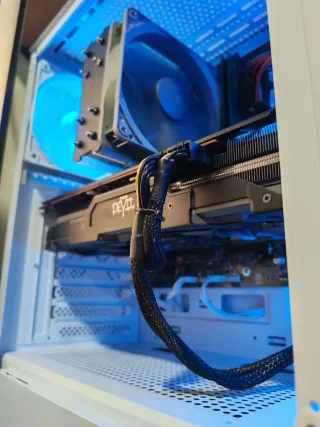 CHOLLO PC GAMING I5 10400 + RX 5700 8GB