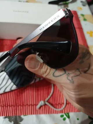 Gafas de sol Hawkers negras y multicolor