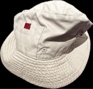 Gorra Oakley Vintage Beige