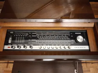 Tocadiscos Grundig Vintage