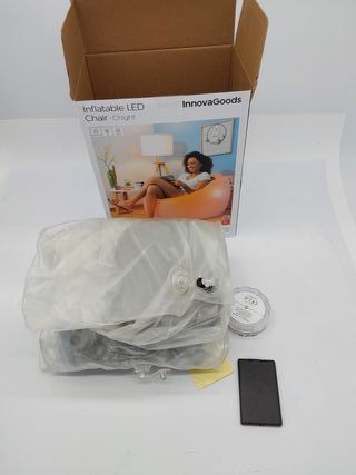 InnovaGoods® Puff Gonfiabile da Esterno, Poltrona con LED Multicolore, Resistente all'Acqua, Include Cerotto di Riparazione e Telecomando