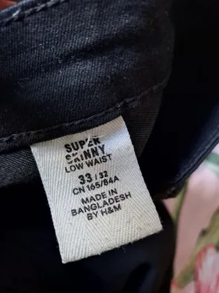 Pantalón H&M Super Skinny Low Waist