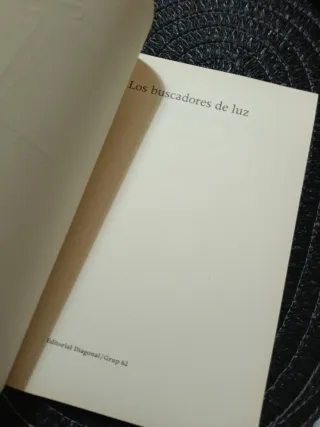 LOS BUSCADORES DE LUZ