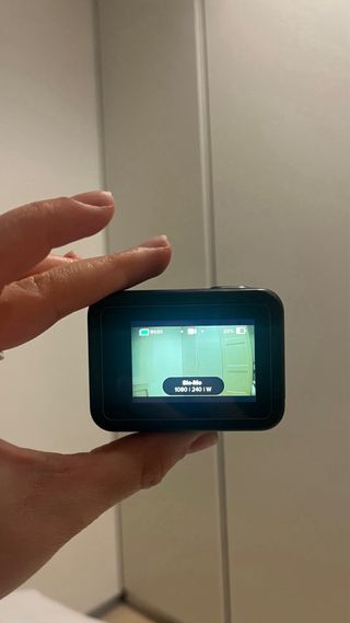 GoPro HERO 8 con accesorios de protección, y etc.