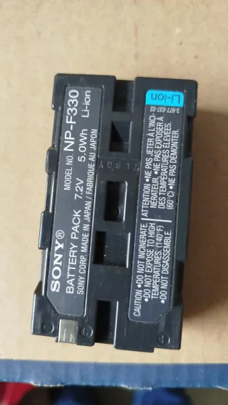 Baterías Sony NP-F330 + Cargador