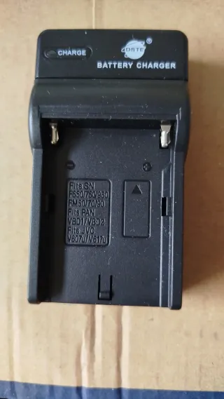 Baterías Sony NP-F330 + Cargador