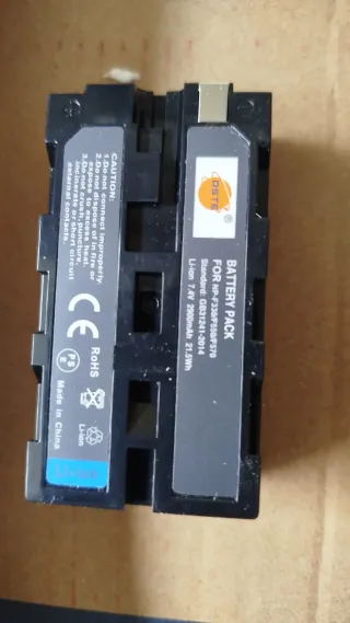 Baterías Sony NP-F330 + Cargador