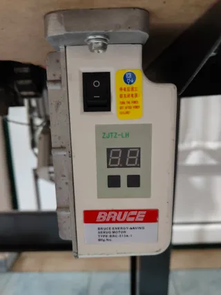 Máquina de Costura Semi Industrial Durkoop