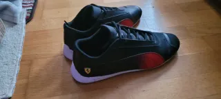 Zapatillas Puma Ferrari Negras y Rojas