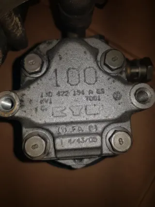 Bomba Dirección 1.9 TDI 1J0422154A