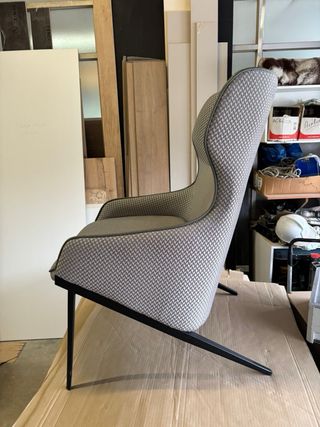 Butaca de salón tela gris