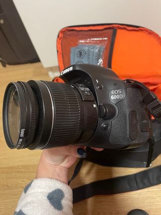 Canon EOS 600D + Accesorios