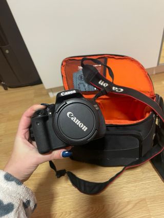 Canon EOS 600D + Accesorios