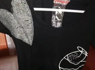 Camiseta Desigual Negra Corazón