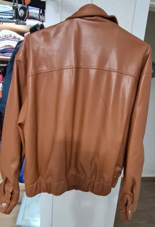 Chaqueta efecto piel marrón Talla M