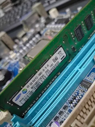 Placa Base Gigabyte GA-H55M-D2H + i5 + DDR3