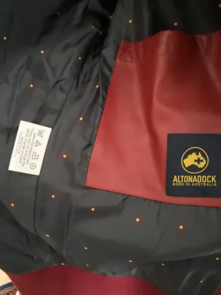 Cazadora bomber caballero roja