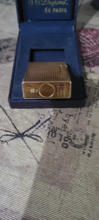 Encendedor DUPONT bañado en oro