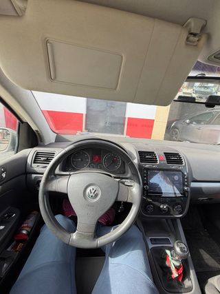 Volkswagen Golf 2004 1.9 tdi
