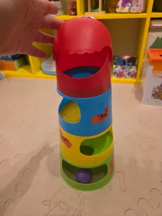 Torre apilatoria con palline e riccio Montessori per bambini