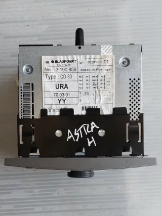 Rádio CD30 Opel Astra H / Vectra C / Zafira B