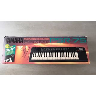 Teclado Electrónico YAMAHA PSR-75