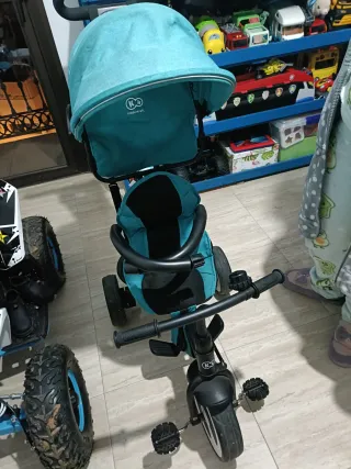 Triciclo infantil color turquesa