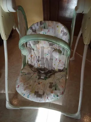 Columpio para bebé con estampado