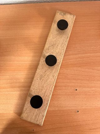 Colgador de pared madera negro