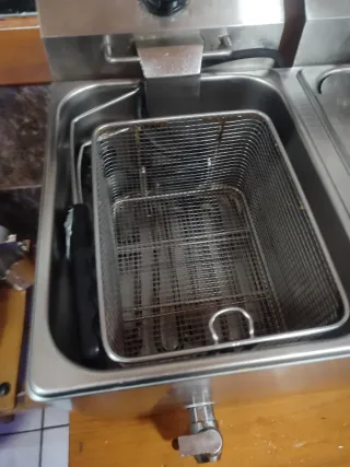 Freidoras industriales 8L cada una