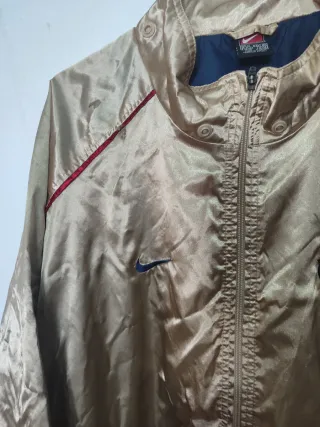 Chaqueta Nike FC Barcelona Talla XL Dorada