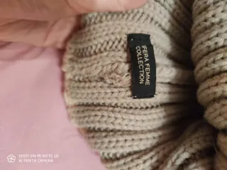 Gorro de lana Sfera con pompón