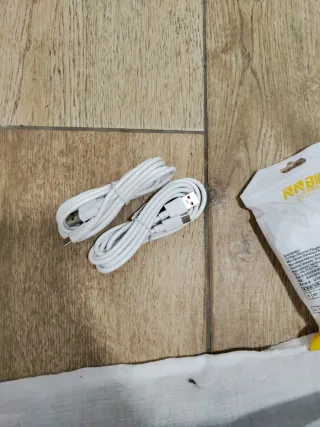 2 Cables USB a USB-C Blancos 2metros