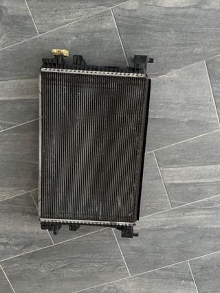 Radiador Agua VW Tiguan 5Q0121251HQ