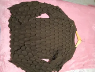 Jersey marrón con textura