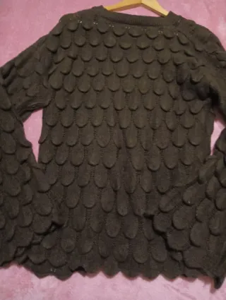 Jersey marrón con textura