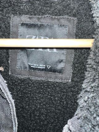 Chaqueta vaquera negra con forro