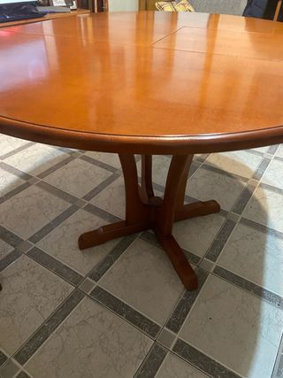 Mesa de comedor extensible de madera