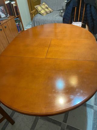 Mesa de comedor extensible de madera