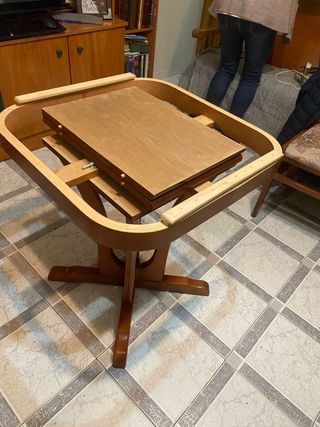 Mesa de comedor extensible de madera