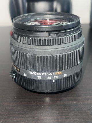 Objetivo Sigma 18-50mm f/3.5-5.6 HSM NIKON
