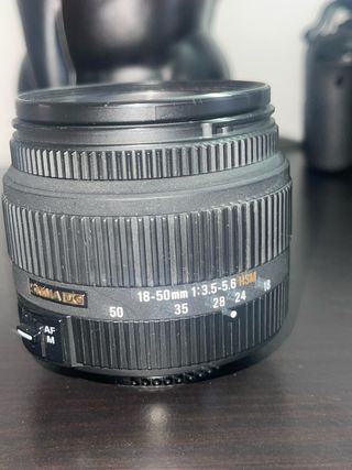 Objetivo Sigma 18-50mm f/3.5-5.6 HSM NIKON