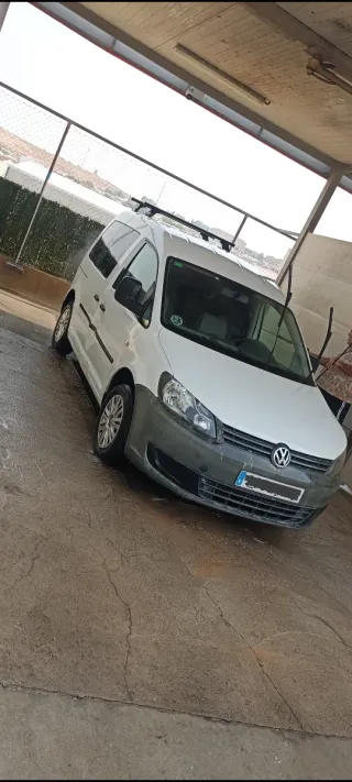 Volkswagen Caddy 2013