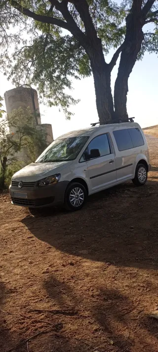 Volkswagen Caddy 2013