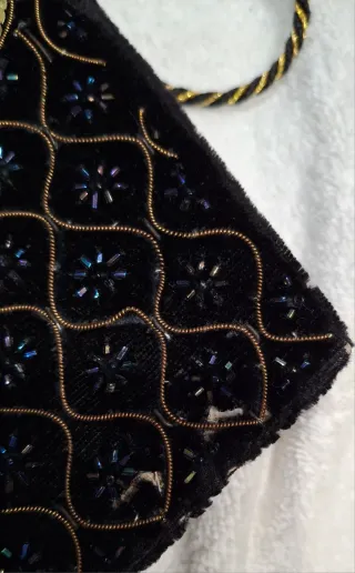 Bolso de terciopelo con lentejuelas