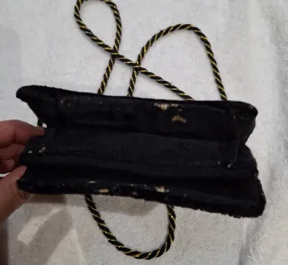 Bolso de terciopelo con lentejuelas