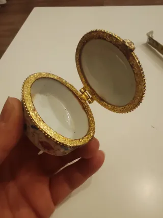 Mini scatola portagioie in porcellana