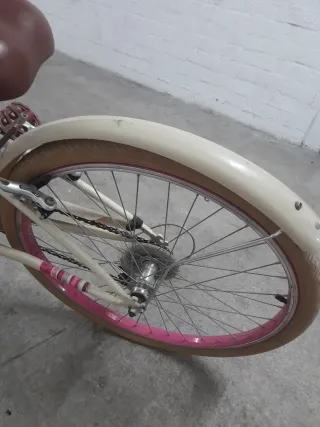 Bicicleta BTWIN color crema 16"